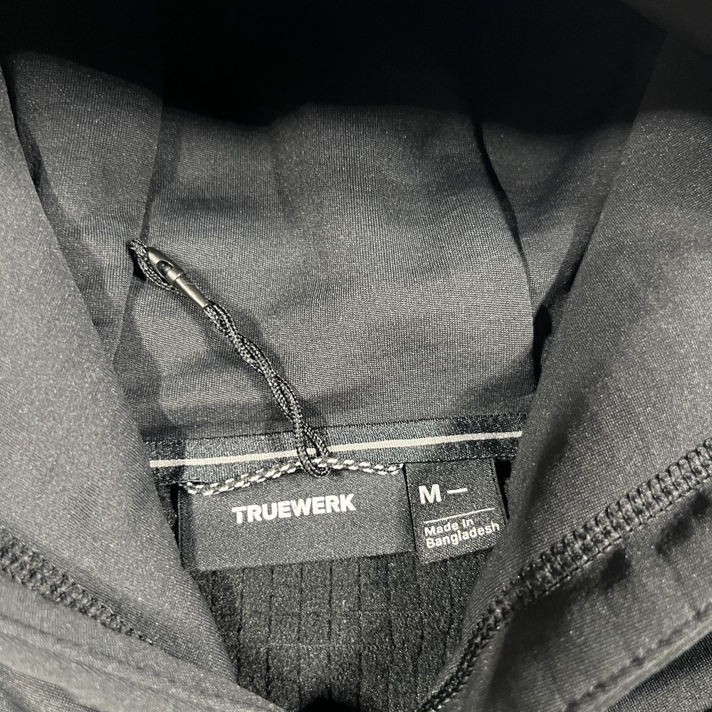 Truewerk M2 Grid Pullover Hoodie Mens Medium Black Technical Fleece Performance - Picture 8 of 14
